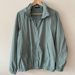 Uniqlo Lightweight Rain Jacket Windbreaker